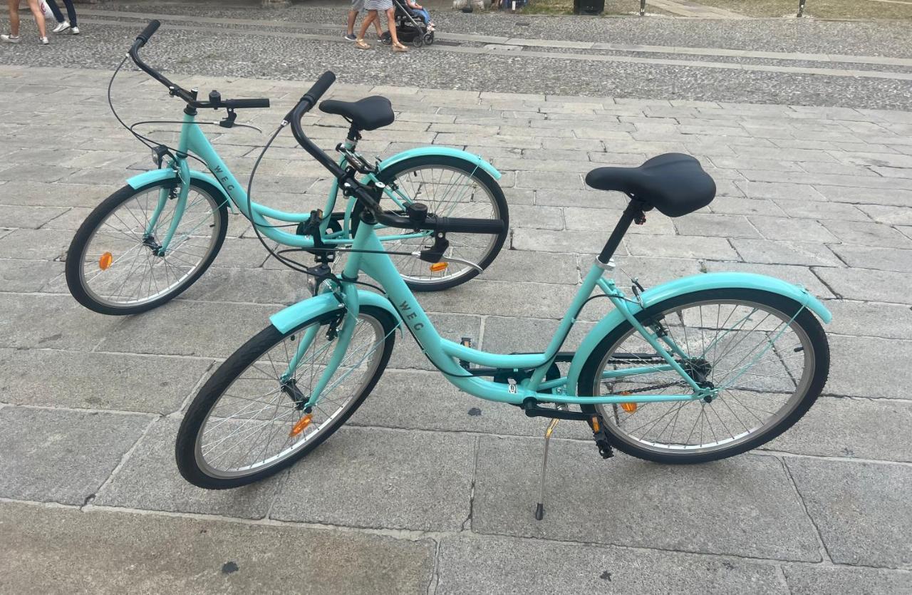 Alloggio Del 1400 Nel Cuore Del Centro Storico A 2 Min Dal Porto E Con 2 Bici Gratuite كومو المظهر الخارجي الصورة