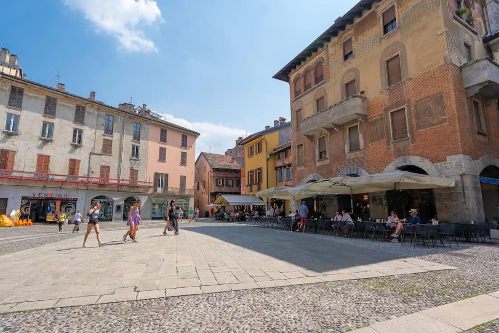 Alloggio Del 1400 Nel Cuore Del Centro Storico A 2 Min Dal Porto E Con 2 Bici Gratuite كومو المظهر الخارجي الصورة
